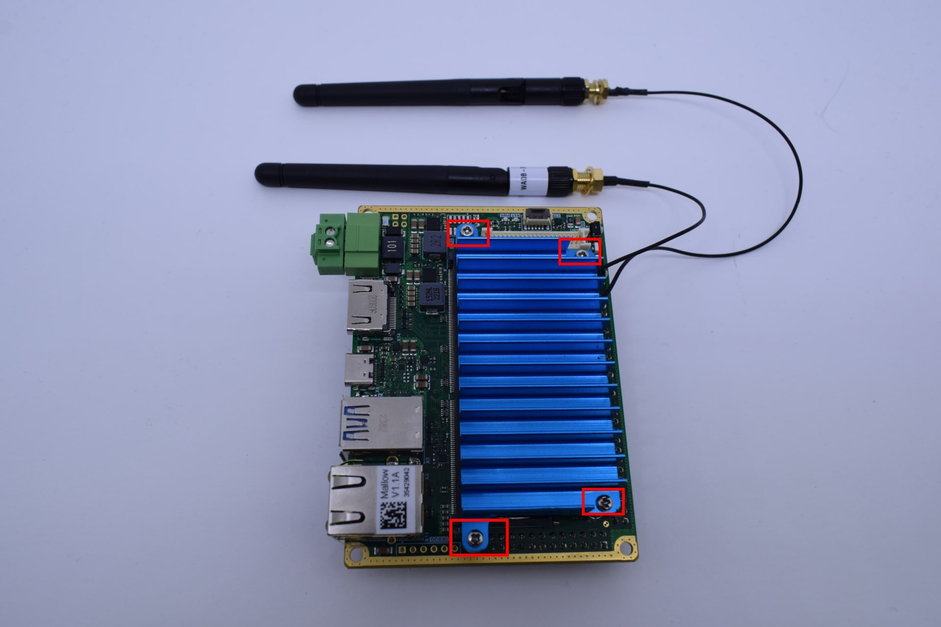 Mallow Carrier Board With the Verdin Industrial Heatsink