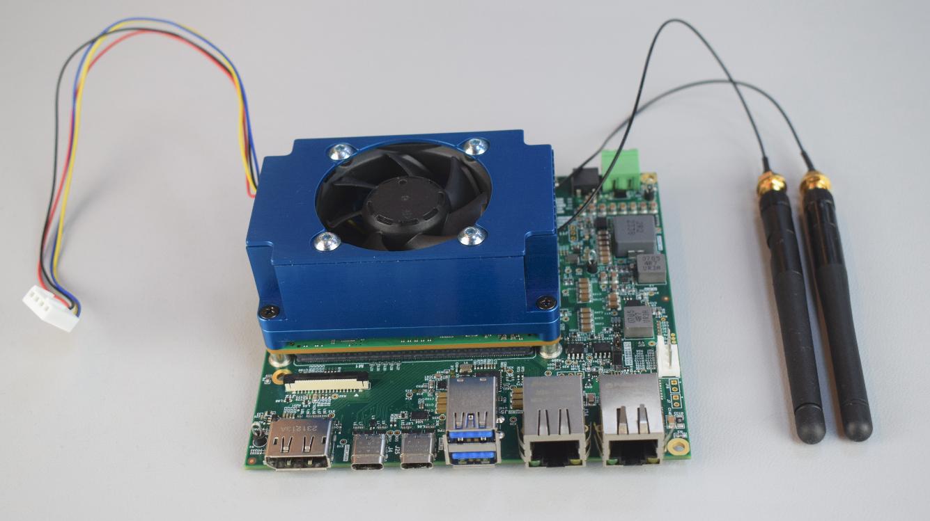 Screwing the heatsink