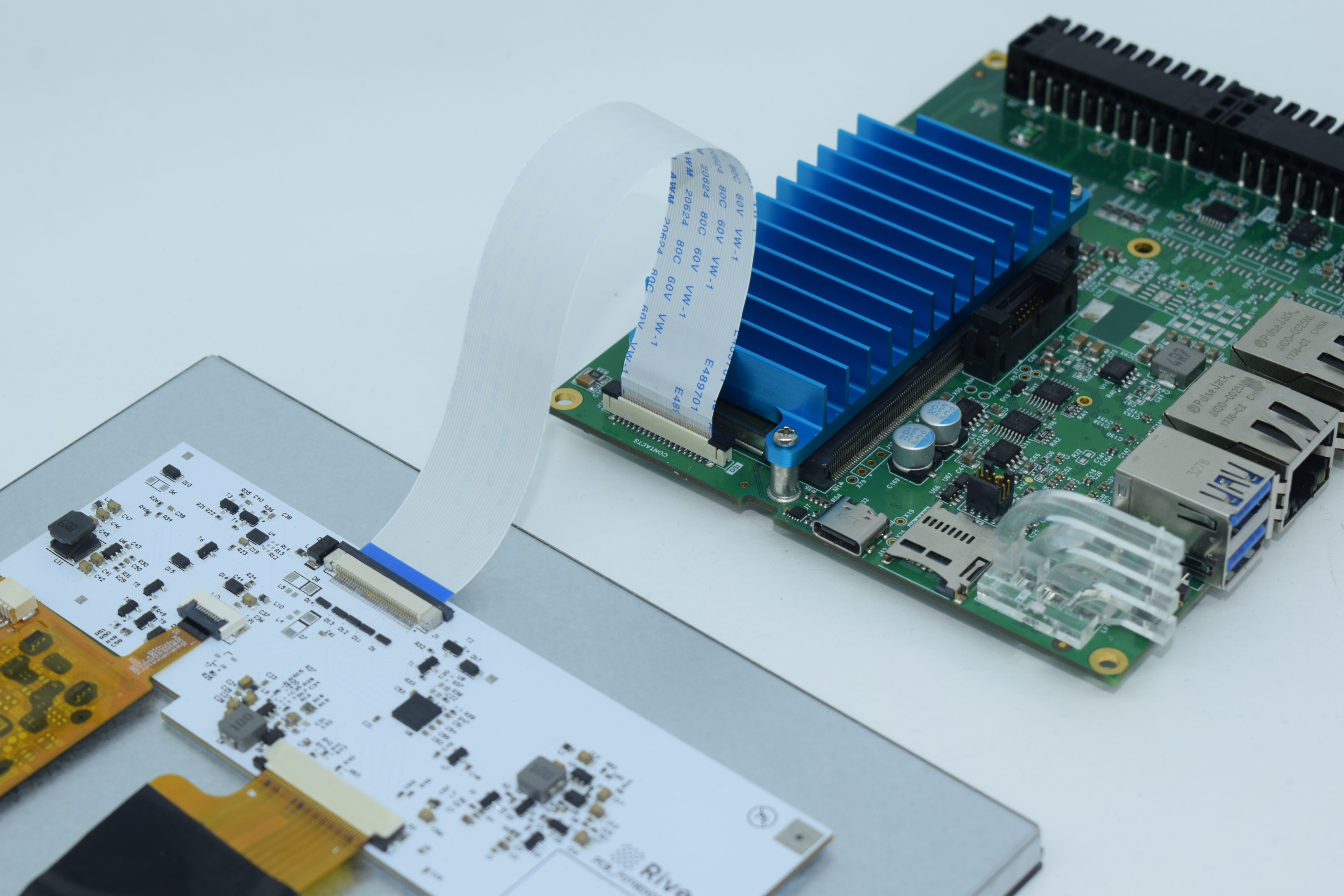 Assembling the Display on Ivy Connection Zoom